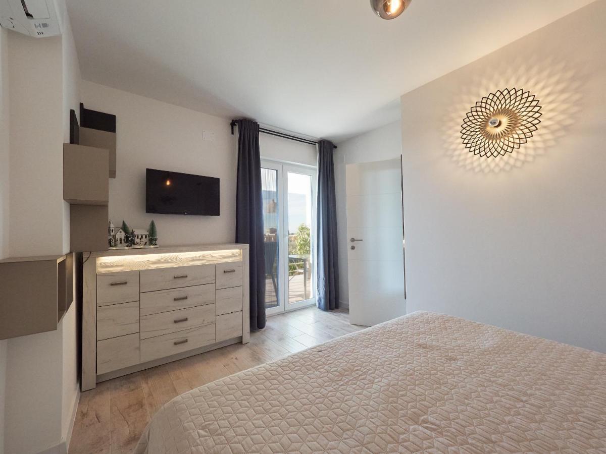 New Apartment Vivano V I D With Amazing View Zambratija  Exteriör bild